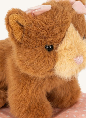 Konges Sløjd - Kutusundaki peluş kedi yavrusu