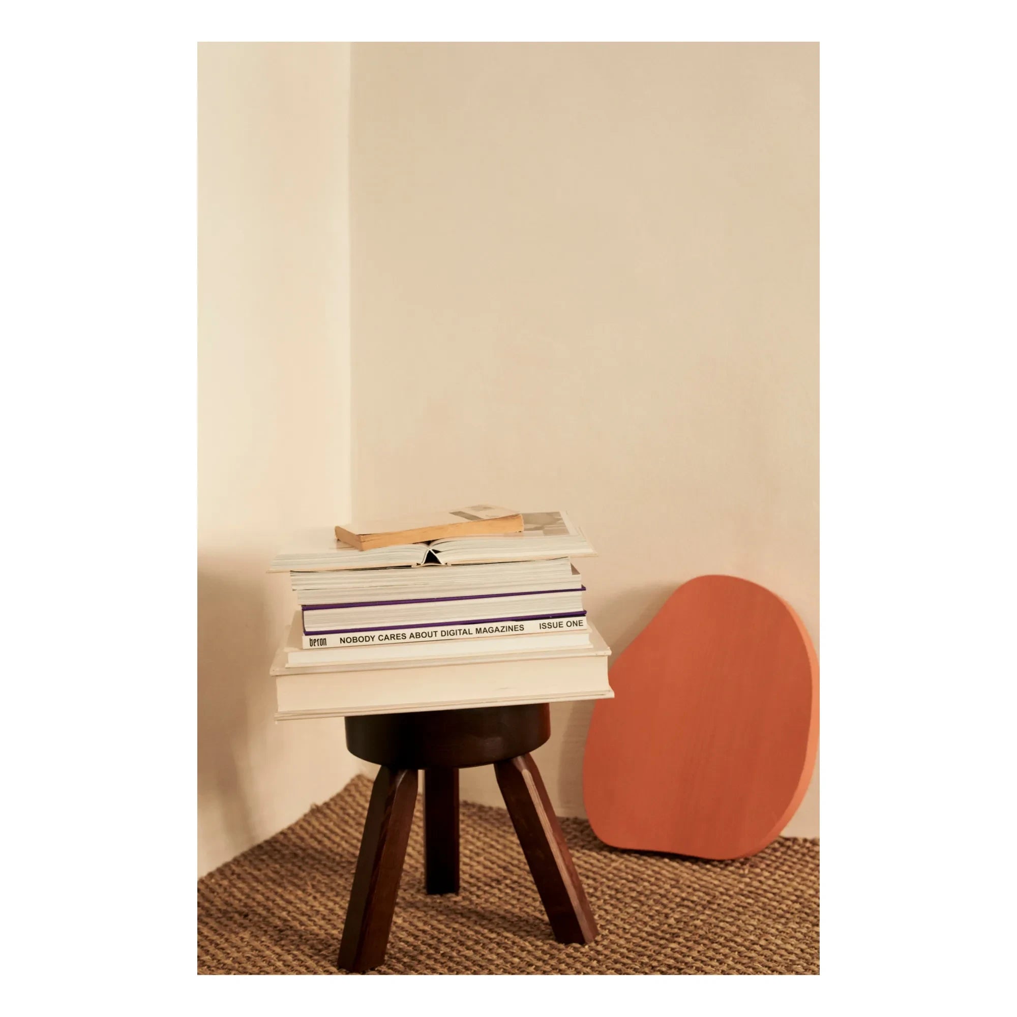 Frama - Tabure AML Pino | Madera Oscura