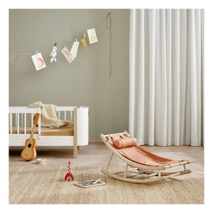 Oliver Furniture - Cojín Rocker para niños | Caramelo