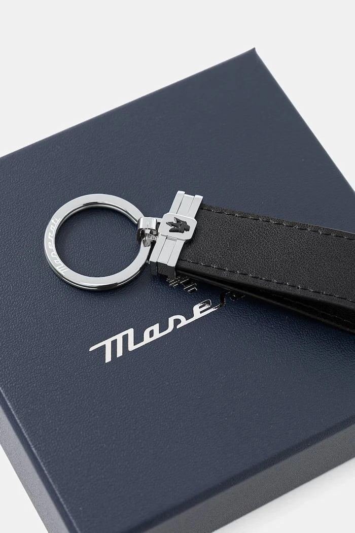 Llavero Maserati de cuero para hombre sin piedras - CUERO RECICLADO