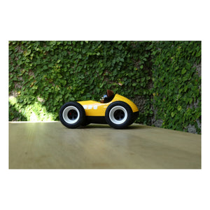 Playforever - Coche Egg Karlos | Amarillo