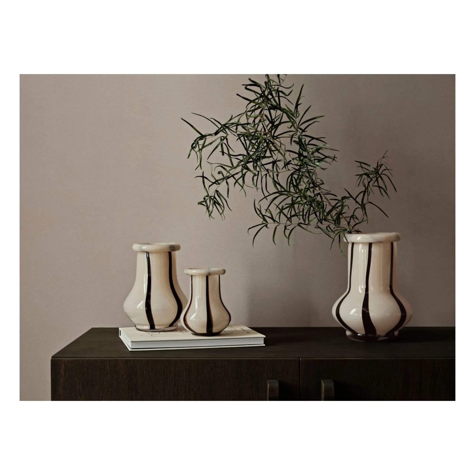 Ferm Living - Jarrón Riban | Crema