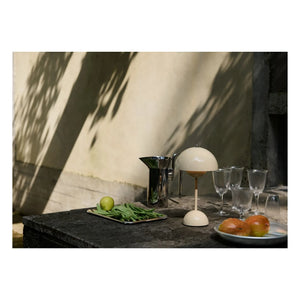 & Tradition - Lámpara de mesa Flowerpot VP9, Verner Panton | Marfil