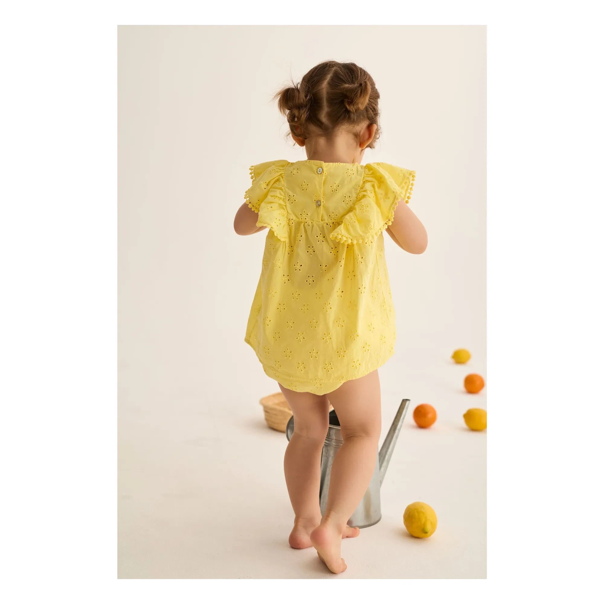 Cozmo - Vestido bordado Sohpia | Amarillo