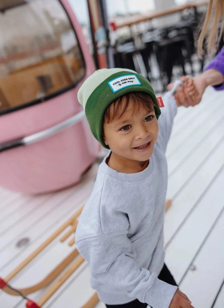 Hello Hossy - Gorro de bloque de color urbano de algodón orgánico | Verde