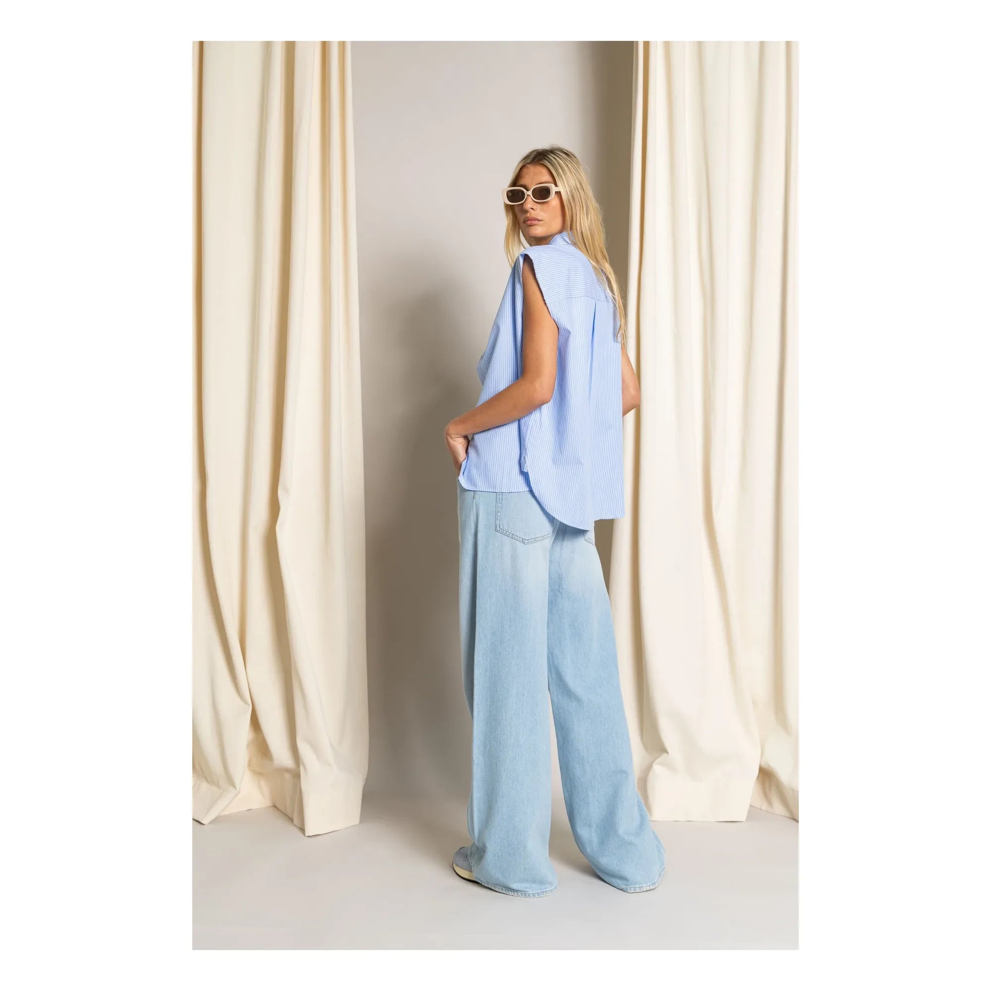 Smallable Woman - Laura Camisa sin mangas a rayas | Azul claro