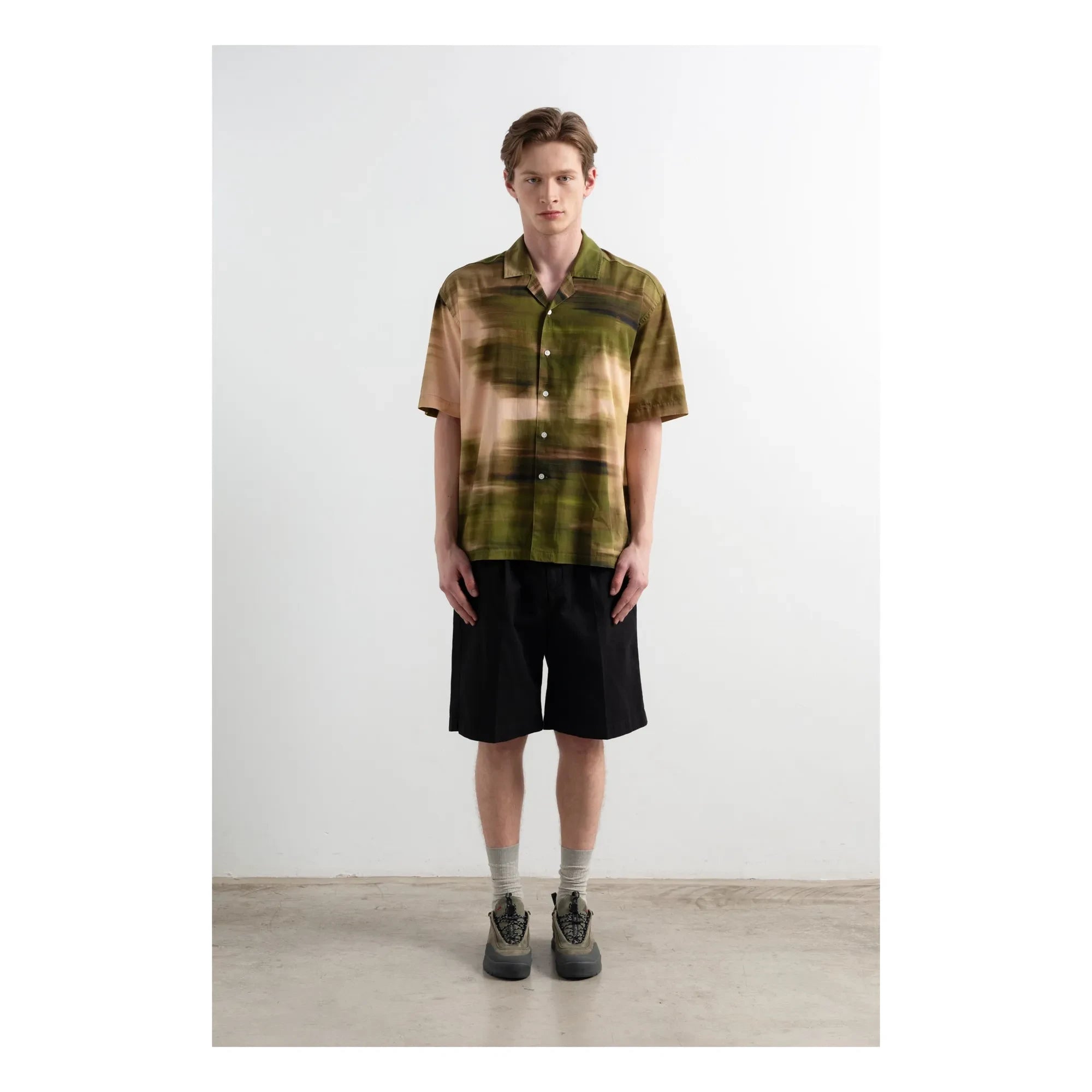 Edmmond Studios - Camisa de manga corta Wild Run | Verde Bosque