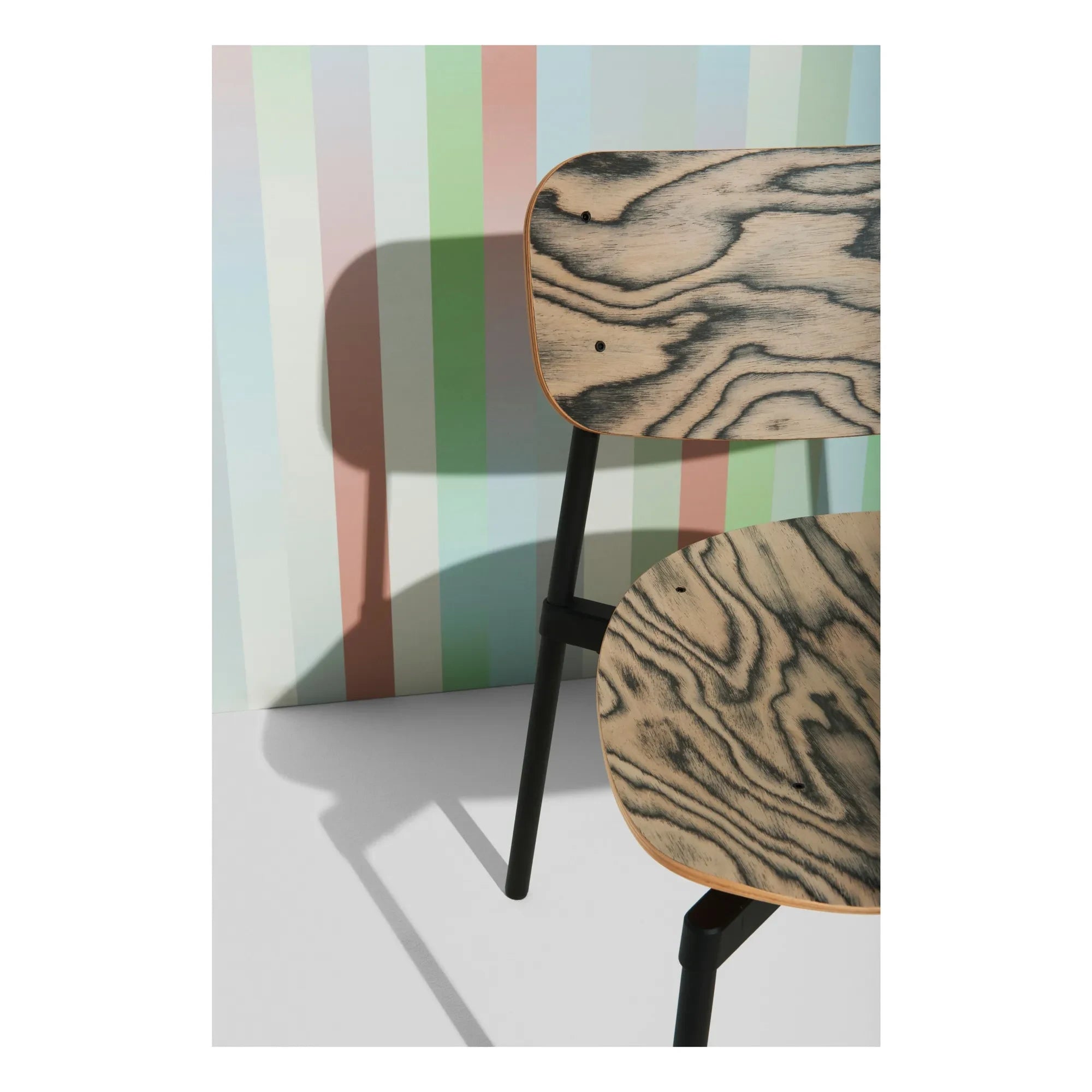 Pescado frito - Silla de madera de haya Fromme | Negro