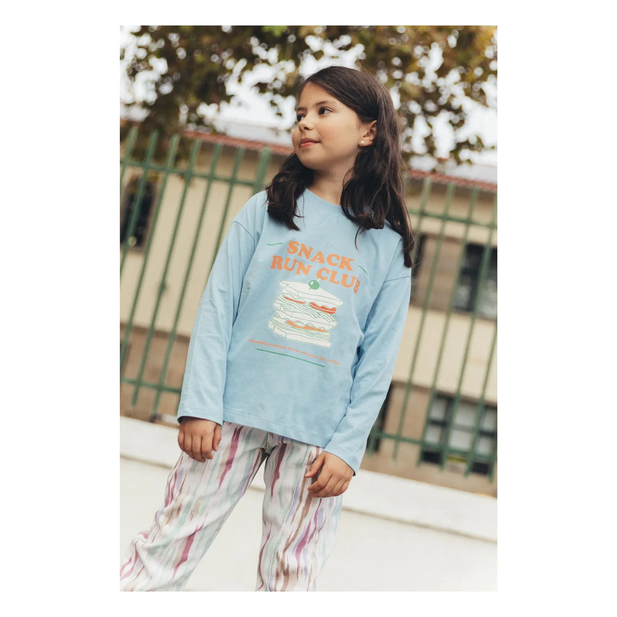 Favorite People - Jukebox Snack Run Club Camiseta de algodón orgánico | Azul