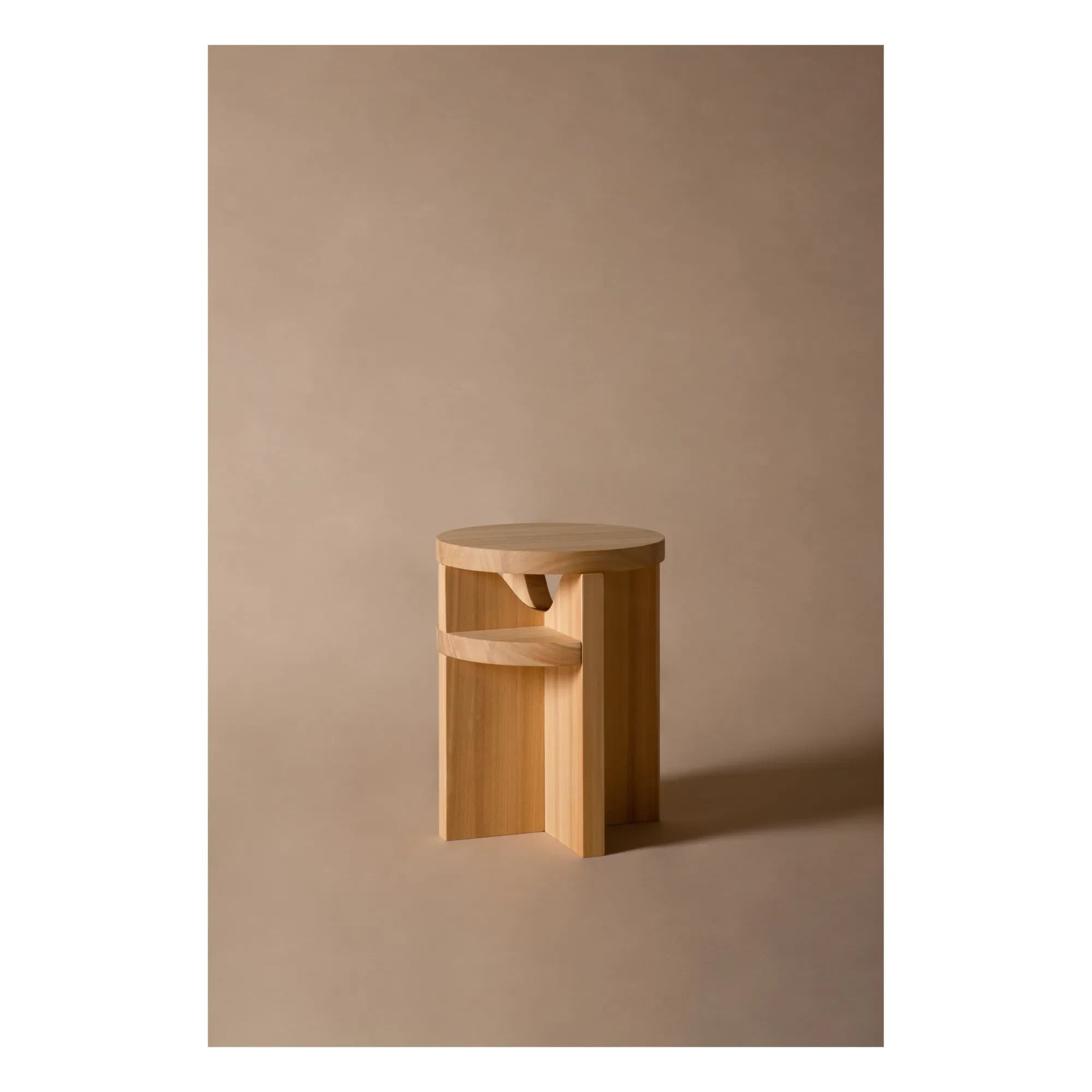Schneid Studio - Tami Pine Tabure