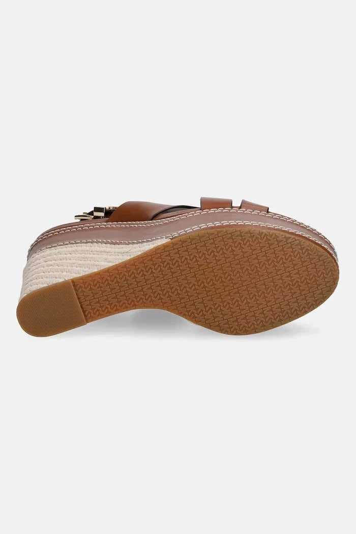 Sandalias de cuña de cuero Nora de MICHAEL Michael Kors