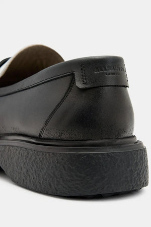 Mocasín de piel con cadena Gibbs de AllSaints