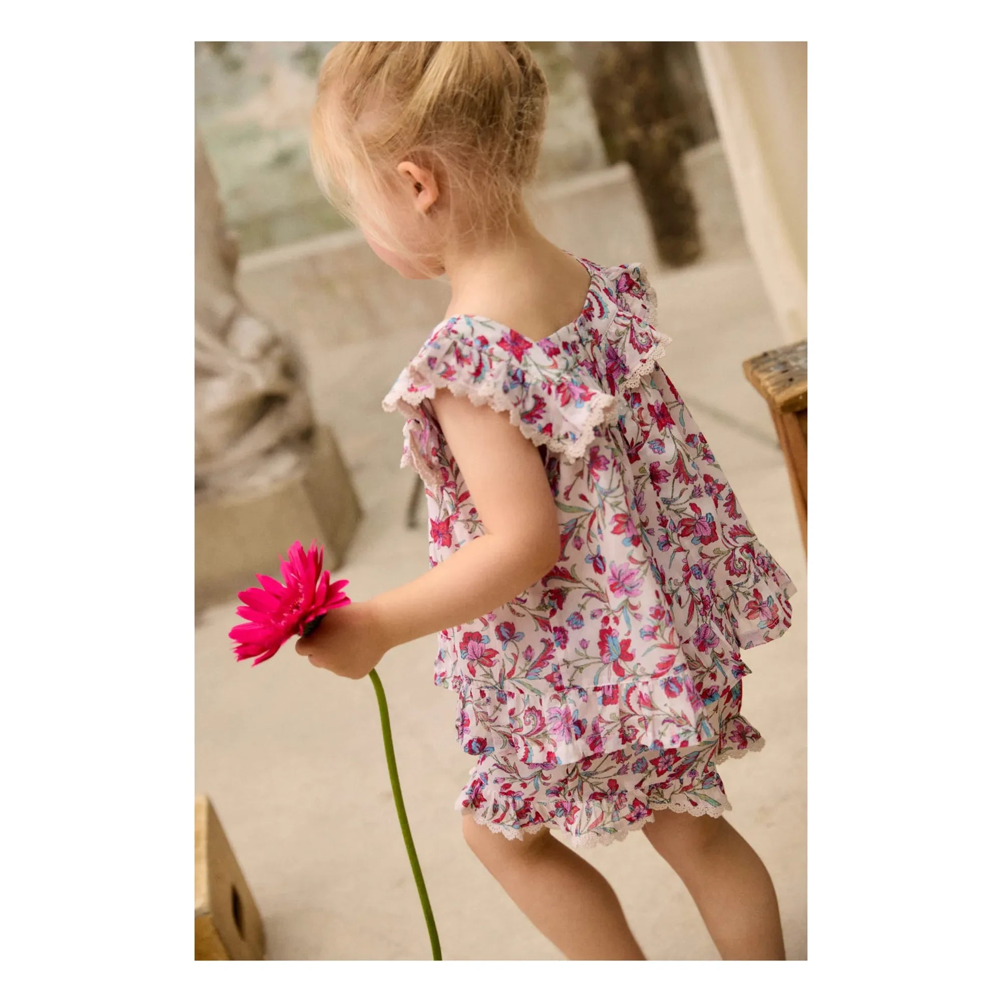 Louise Misha - Pantalones Cortos con Estampado Floral Vallaloid | Crema