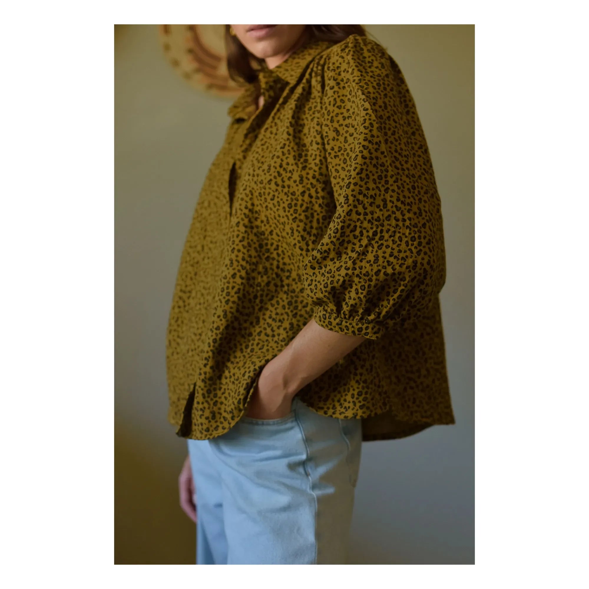 Marlot Paris - Blusa de gasa de algodón de doble capa con estampado de leopardo de Appoline - Colección de mujer | Marrón