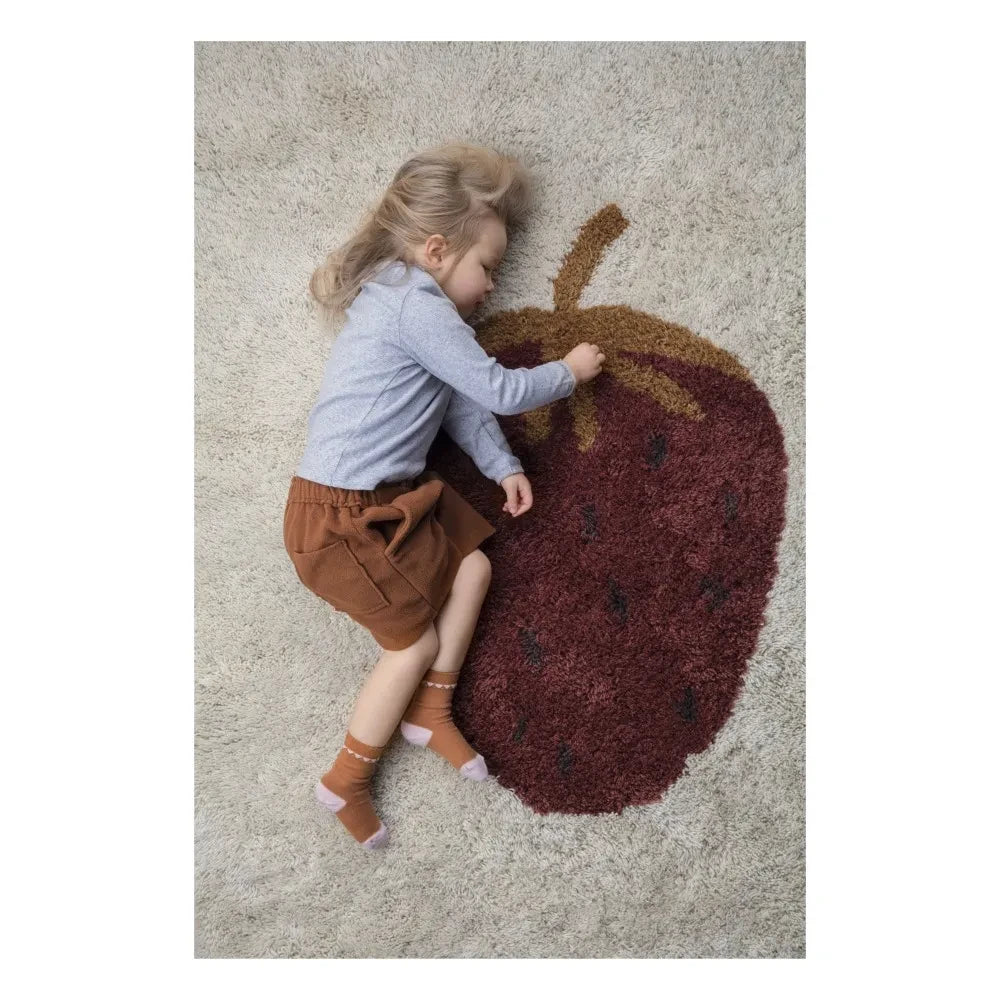Ferm Living Kids - Alfombra de Lana con Fresa Fruiticana