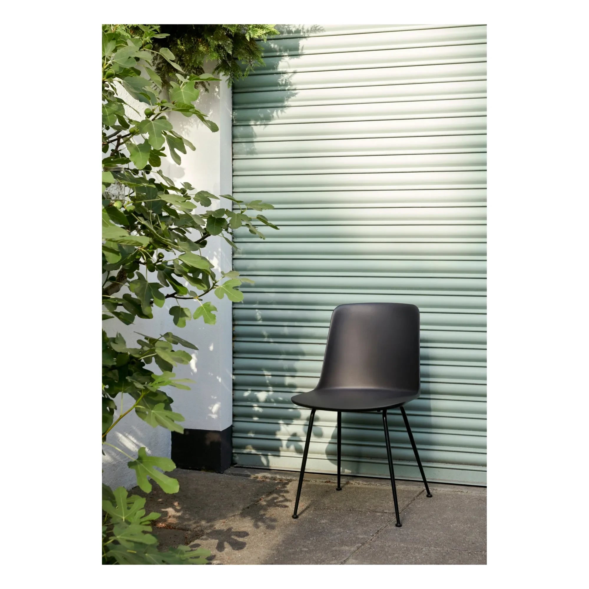 & Tradición - Silla de exterior Rely HW70 | Negro