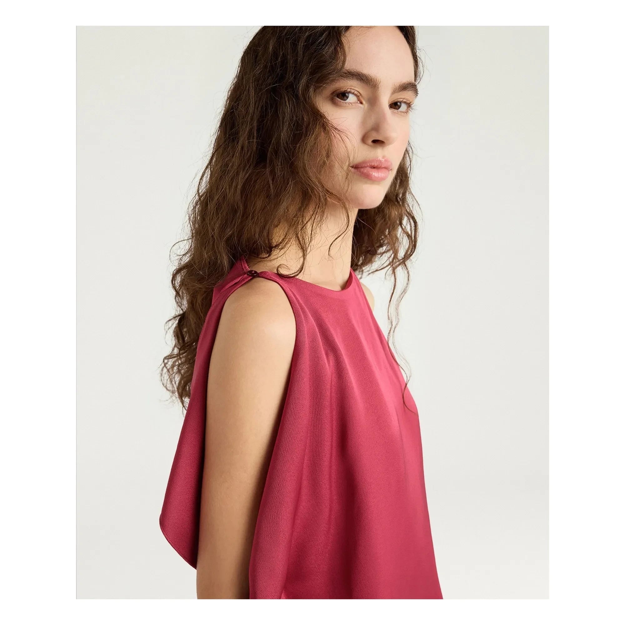 Momoni - Lobo Top | Frambuesa