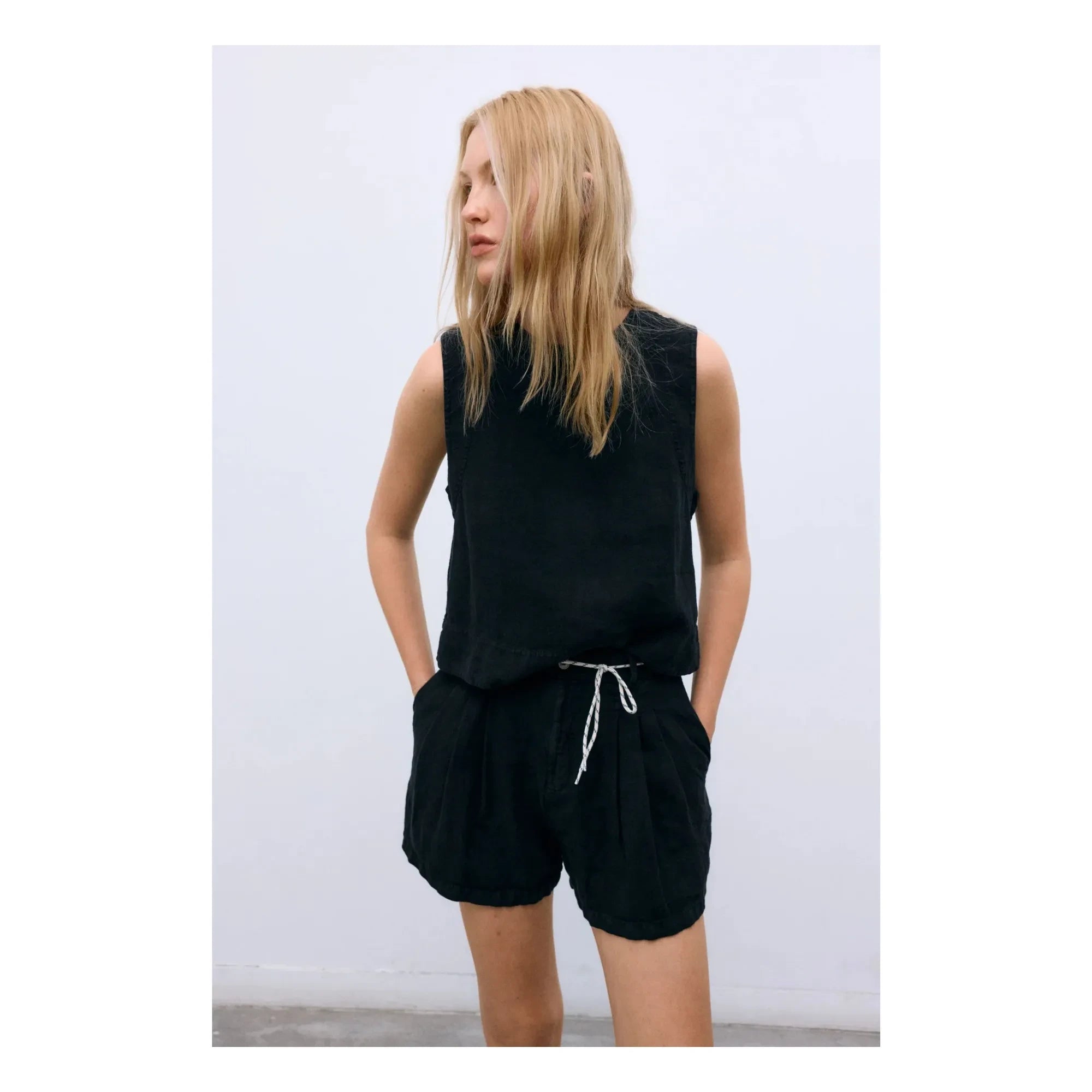 the new society - Melissa Shorts | Negro