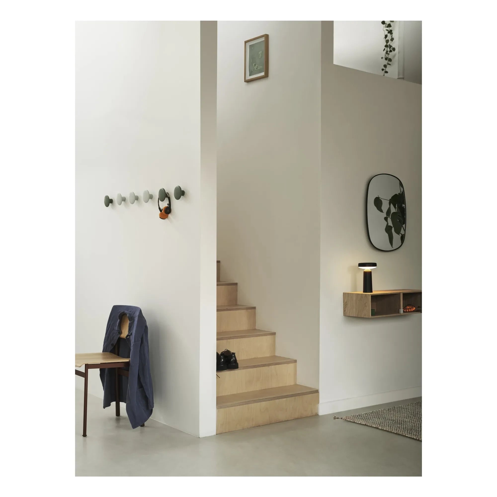 Muuto - Lámpara de mesa Ease, Johan Van Hengel | Negro
