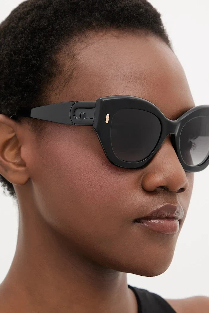 Gafas de sol de ojo de gato Furla para mujer
