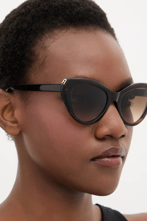 Gafas de sol de ojo de gato Furla para mujer