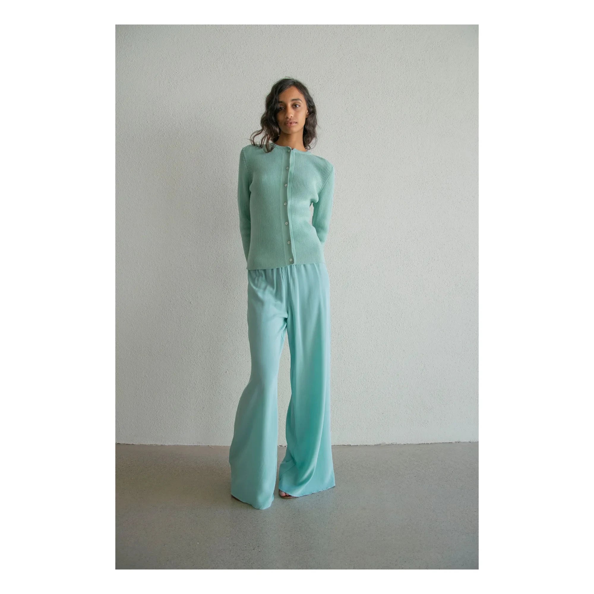 THEAVANT - Pantalones Jazzdancer de seda | Verde agua