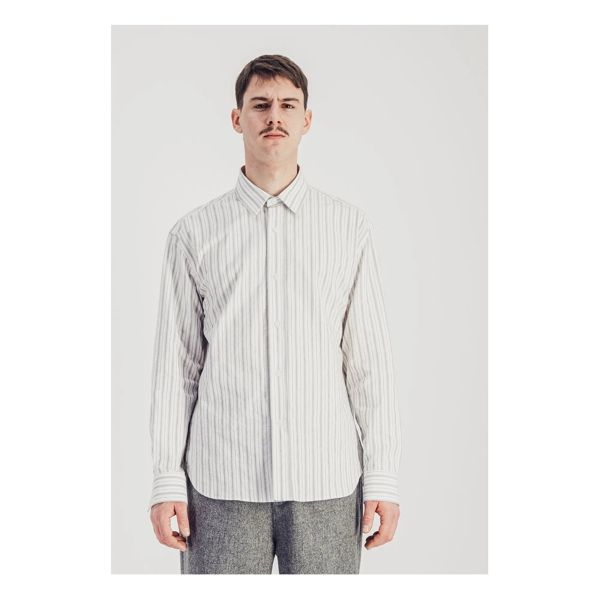 Parages - Camisa diaria a rayas de popelín de algodón | Gris