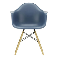 Vitra - Silla DAW - base de arce - Charles & Ray Eames | Azul marino