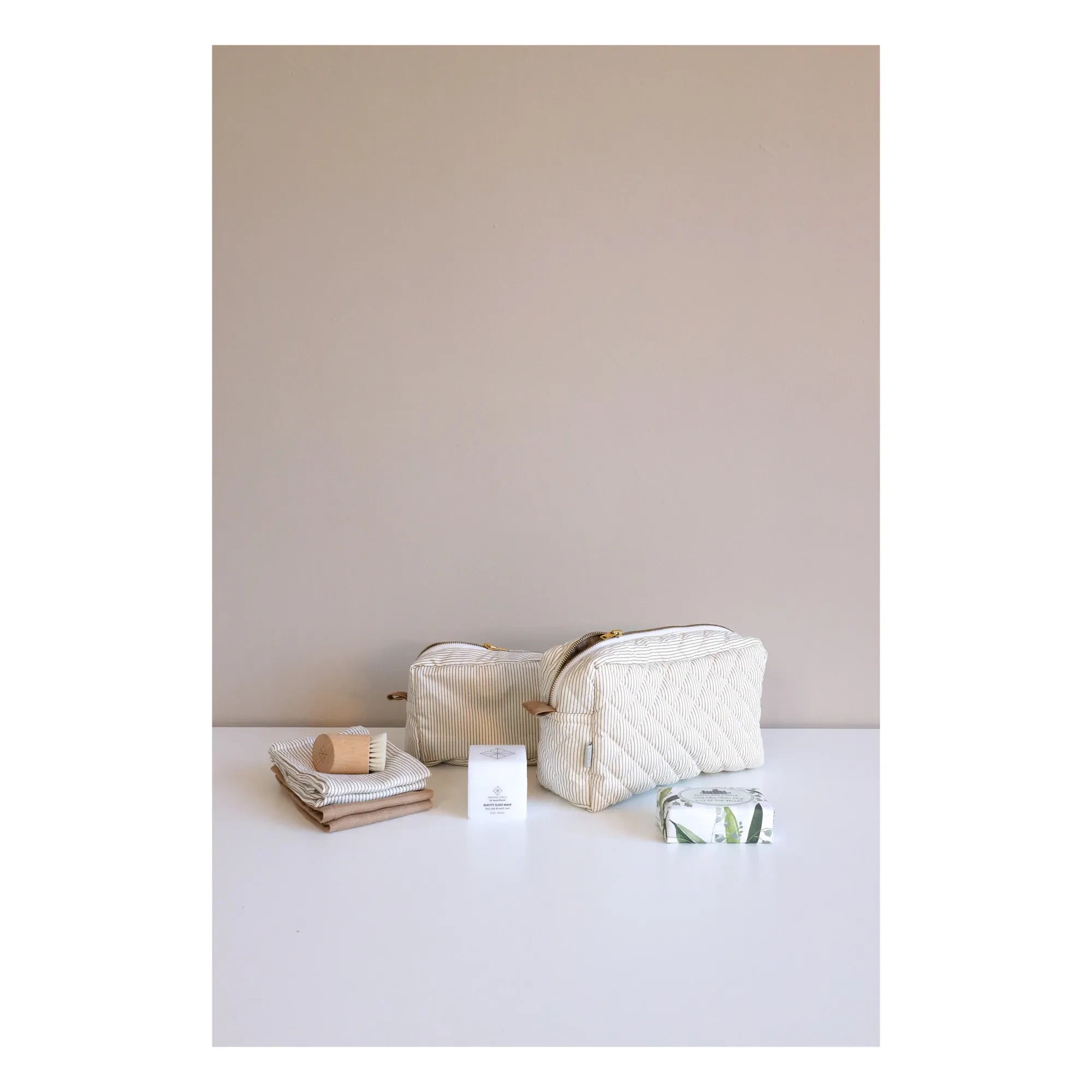 Cam Cam - Neceser de maquillaje a rayas Camel