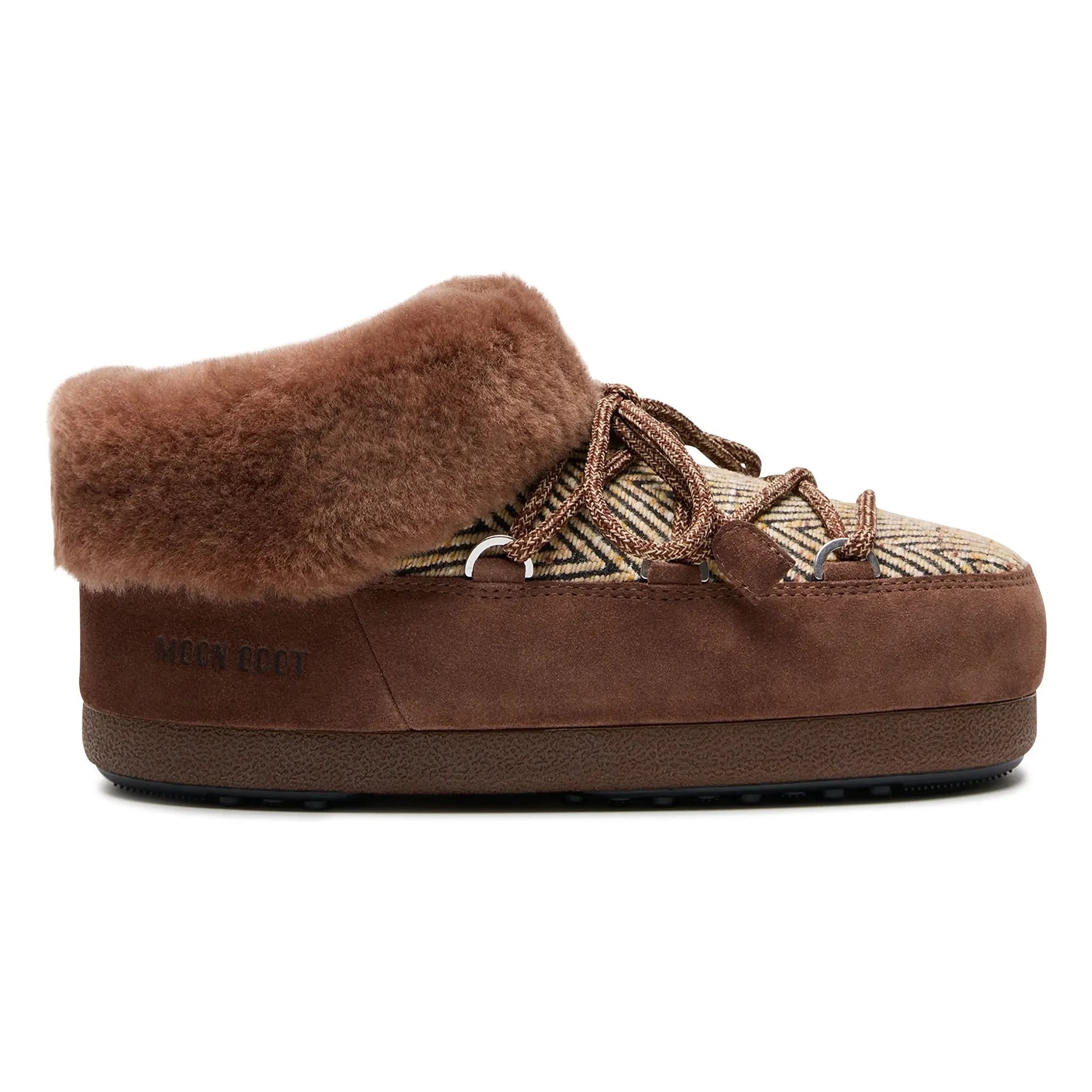 Moon Boot - Zapatillas Chalet MB x Guest in Residence | Chocolate