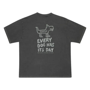 Nudie Jeans - Camiseta Tracks con efecto raspado Koffe | Gris carbón