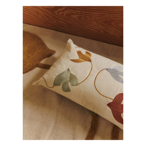Ferm Living Kids - Cojín bordado Swif Bird | Beige