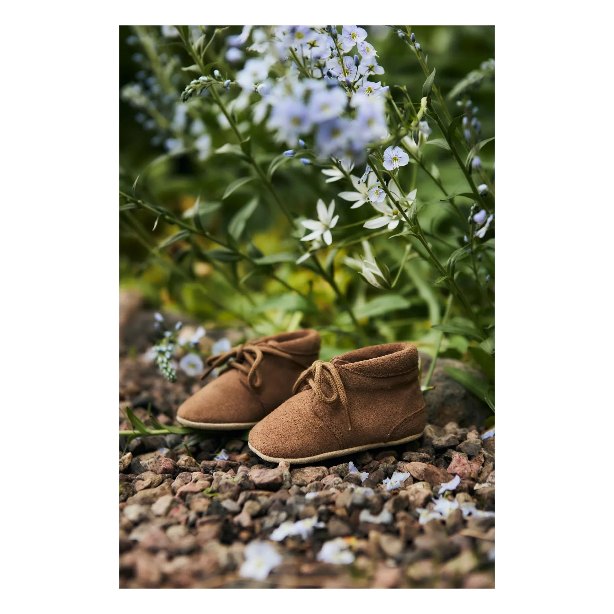 Petit Nord - Zapatillas de cuna de ante | Marrón