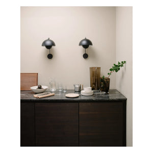 & Tradition - Lámpara de pared Flowerpot VP8 | Negro