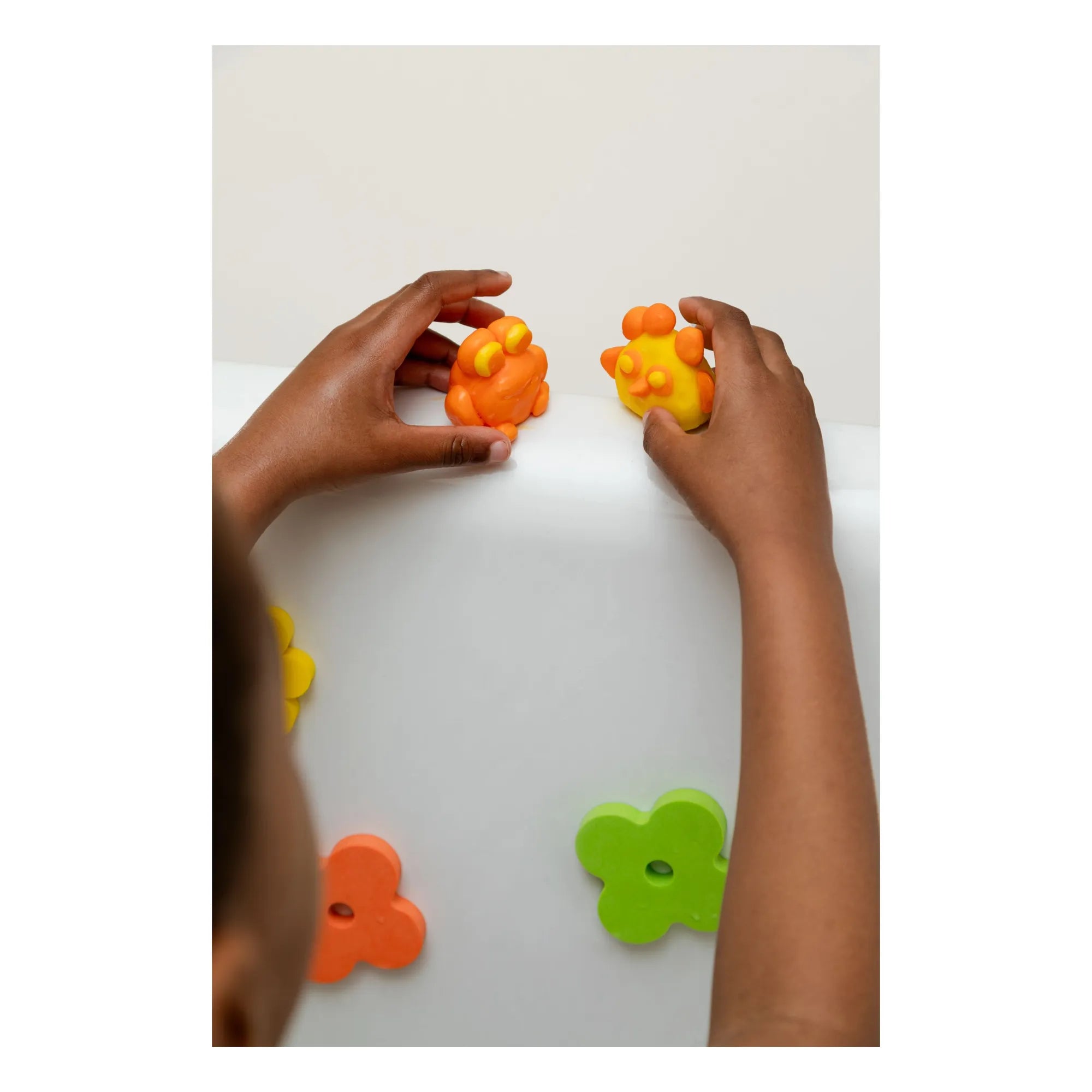 Nailmatic Kids - Cera de peinado Pataploof | Amarillo