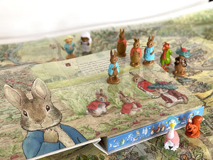 Phidal - Libro de actividades e historias en inglés con figura de Peter Rabbit