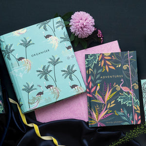 Portico Designs - Sara Miller: Paraíso Botánico Diario de Viaje A5