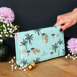 Portico Designs - Sara Miller: Monedero multipropósito y de viaje de Savannah