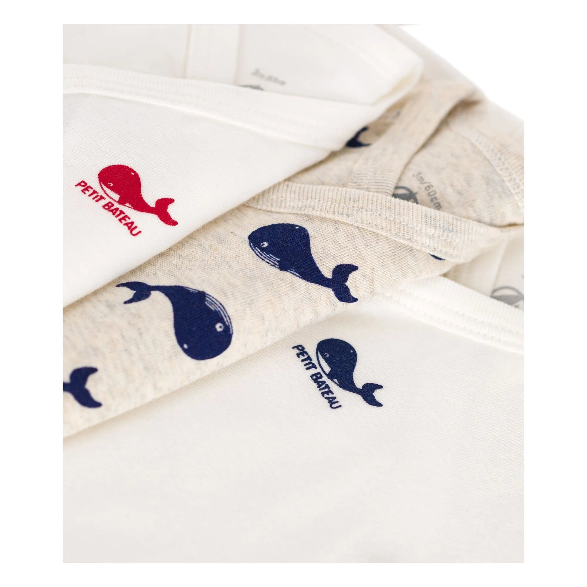 Petit Bateau - Conjunto de 3 Bodys de Algodón Orgánico con Ballenas para Recién Nacido | Crudo