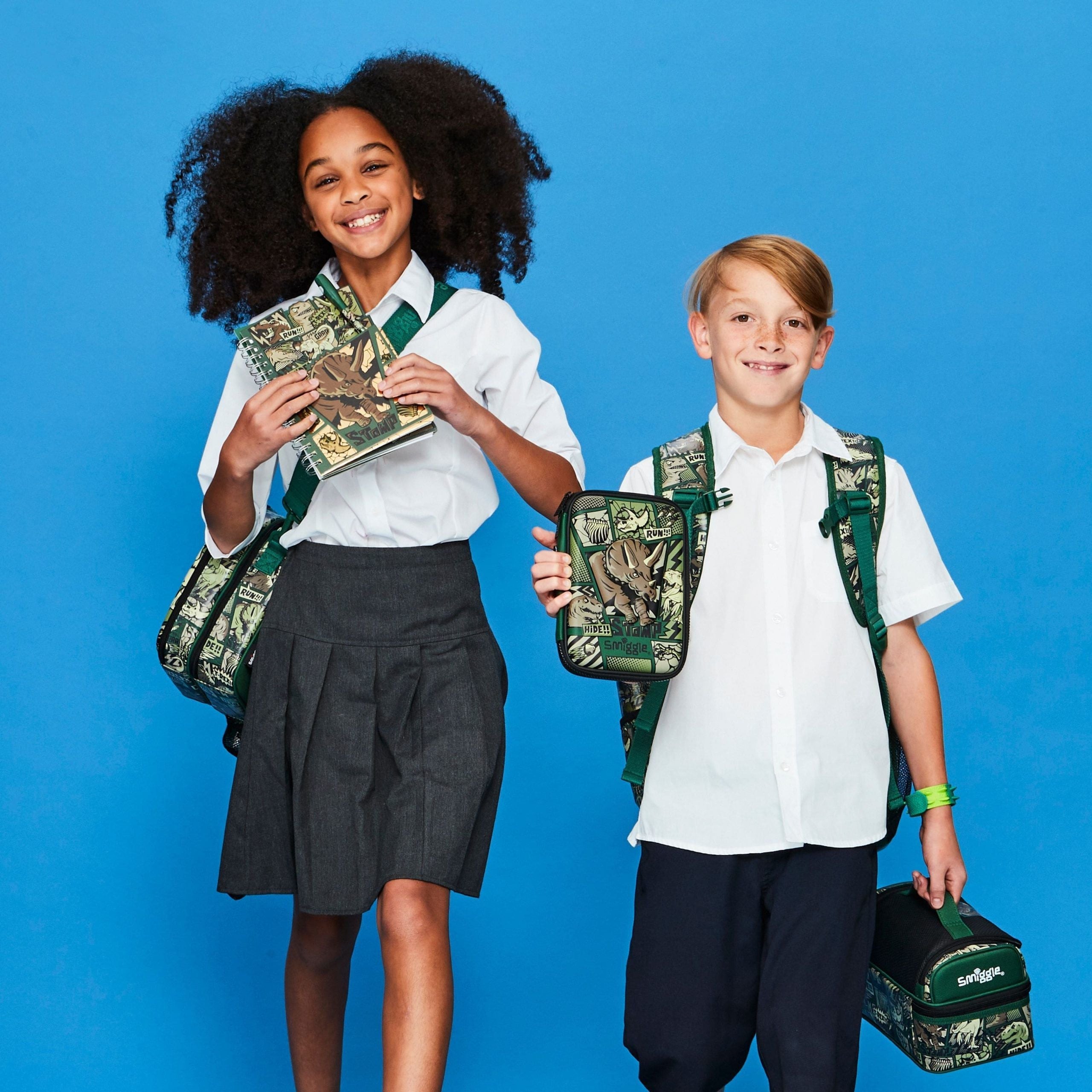 Estuche escolar Smiggle Beyond 3D en relieve con diseño de dinosaurio