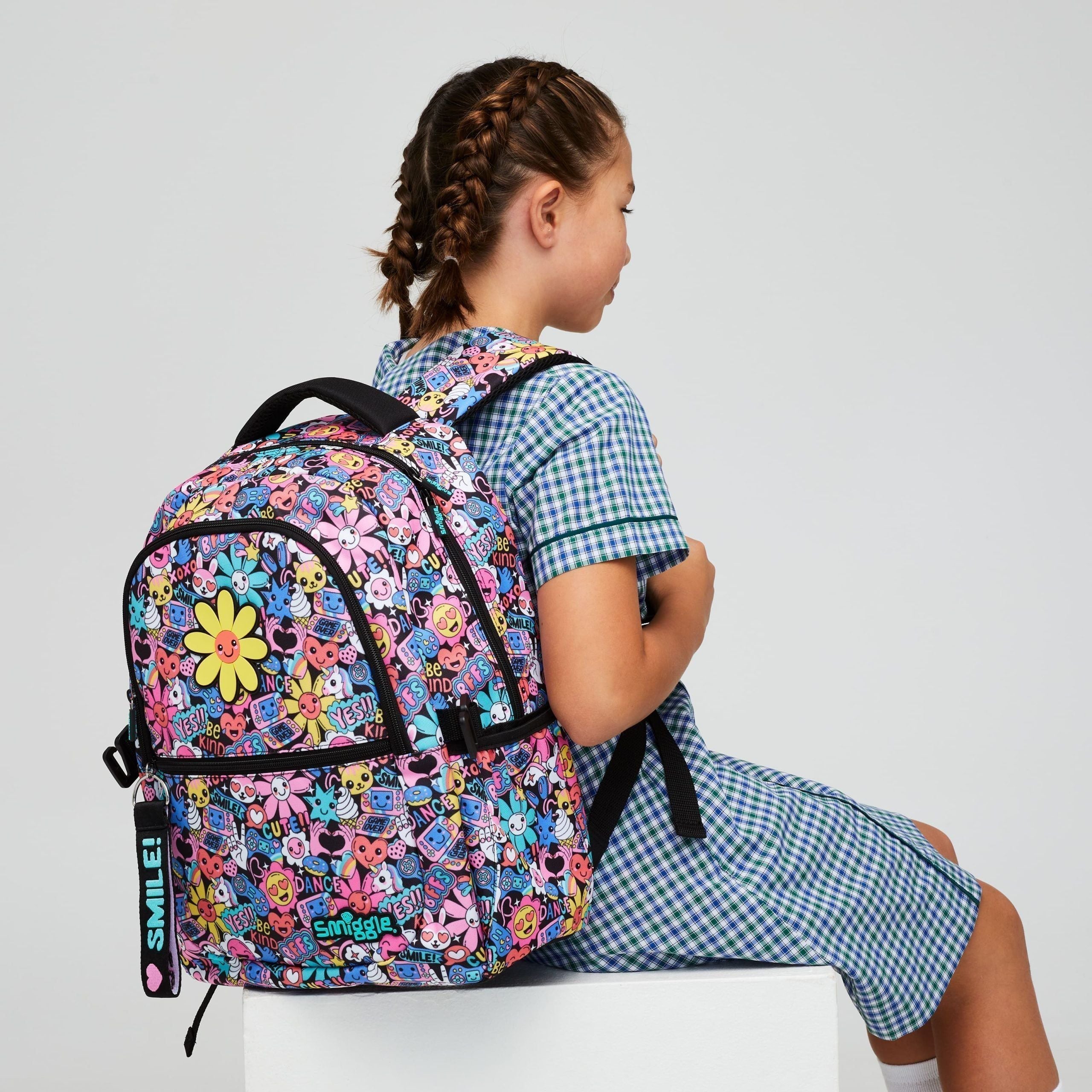 Smiggle - Kit escolar básico Bright Side
