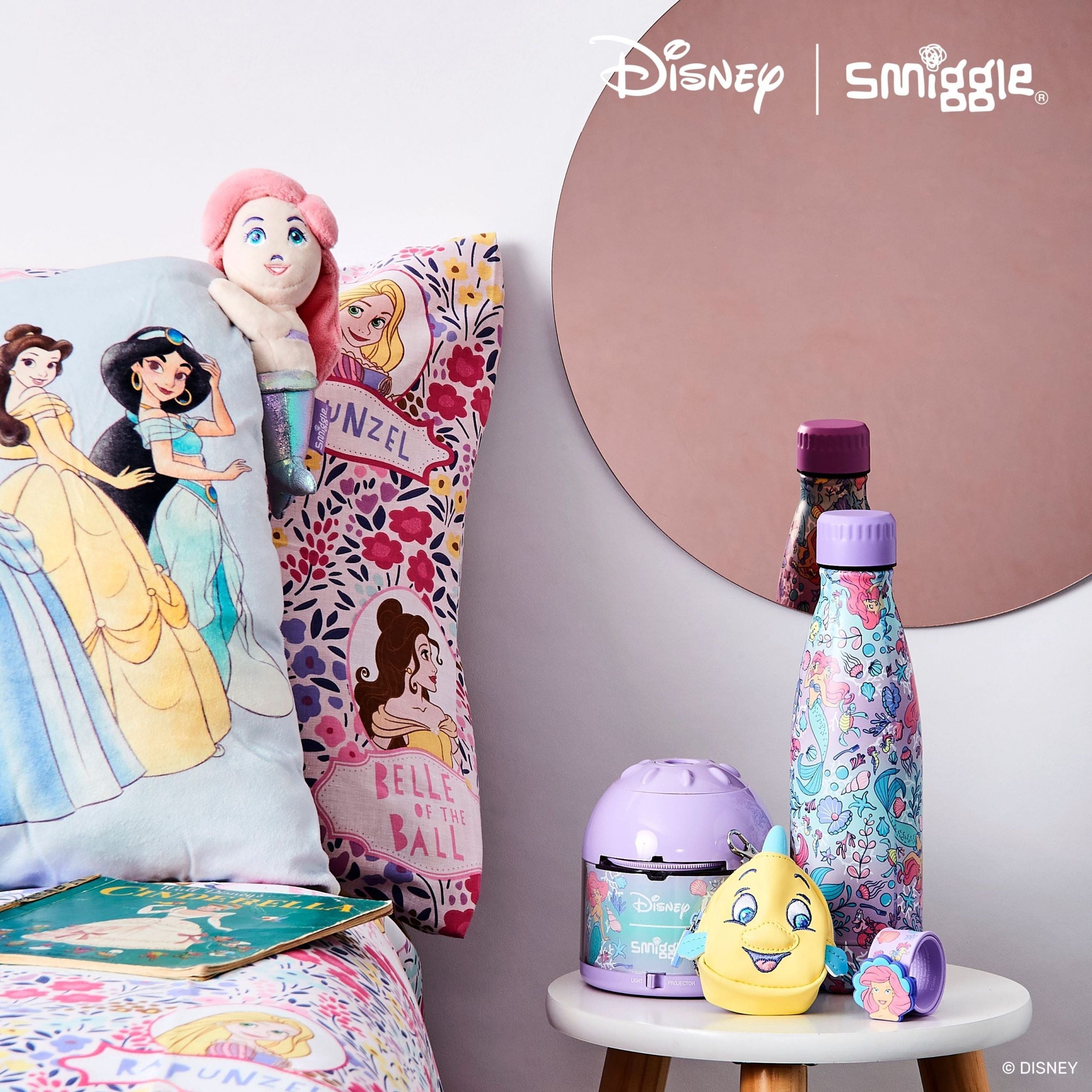 Smiggle - Botella de acero inoxidable Princesas Disney 500 ml