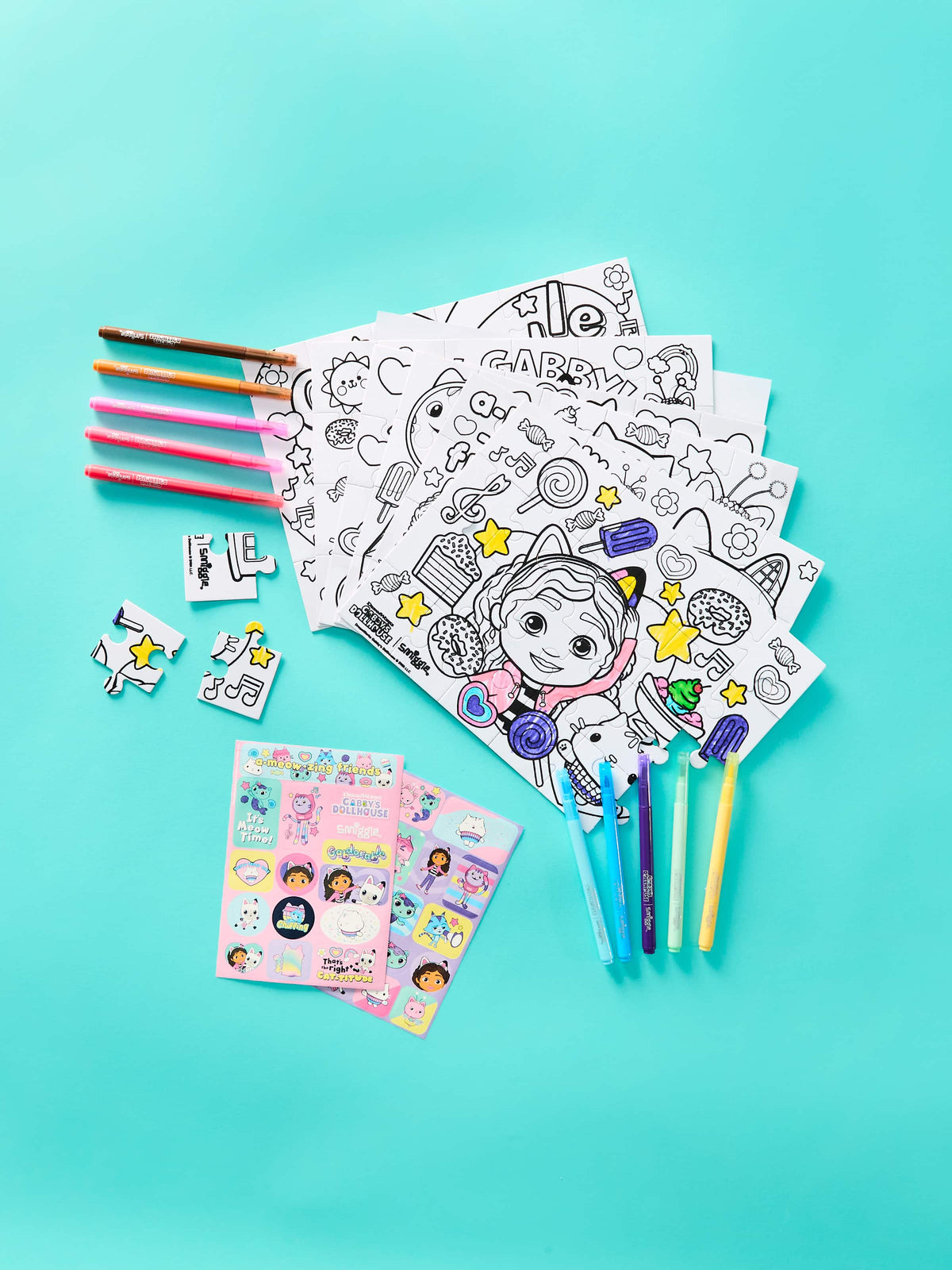 Smiggle - Juego de papelería de rompecabezas y arte de Gabby's Dollhouse