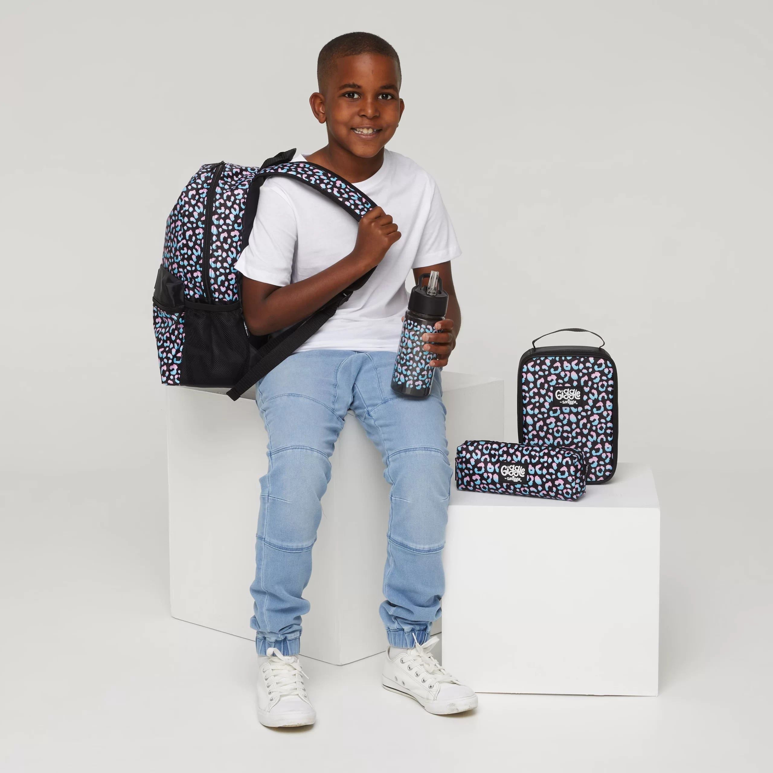 Smiggle - Conjunto de mochila escolar de primaria Giggle de 4 piezas