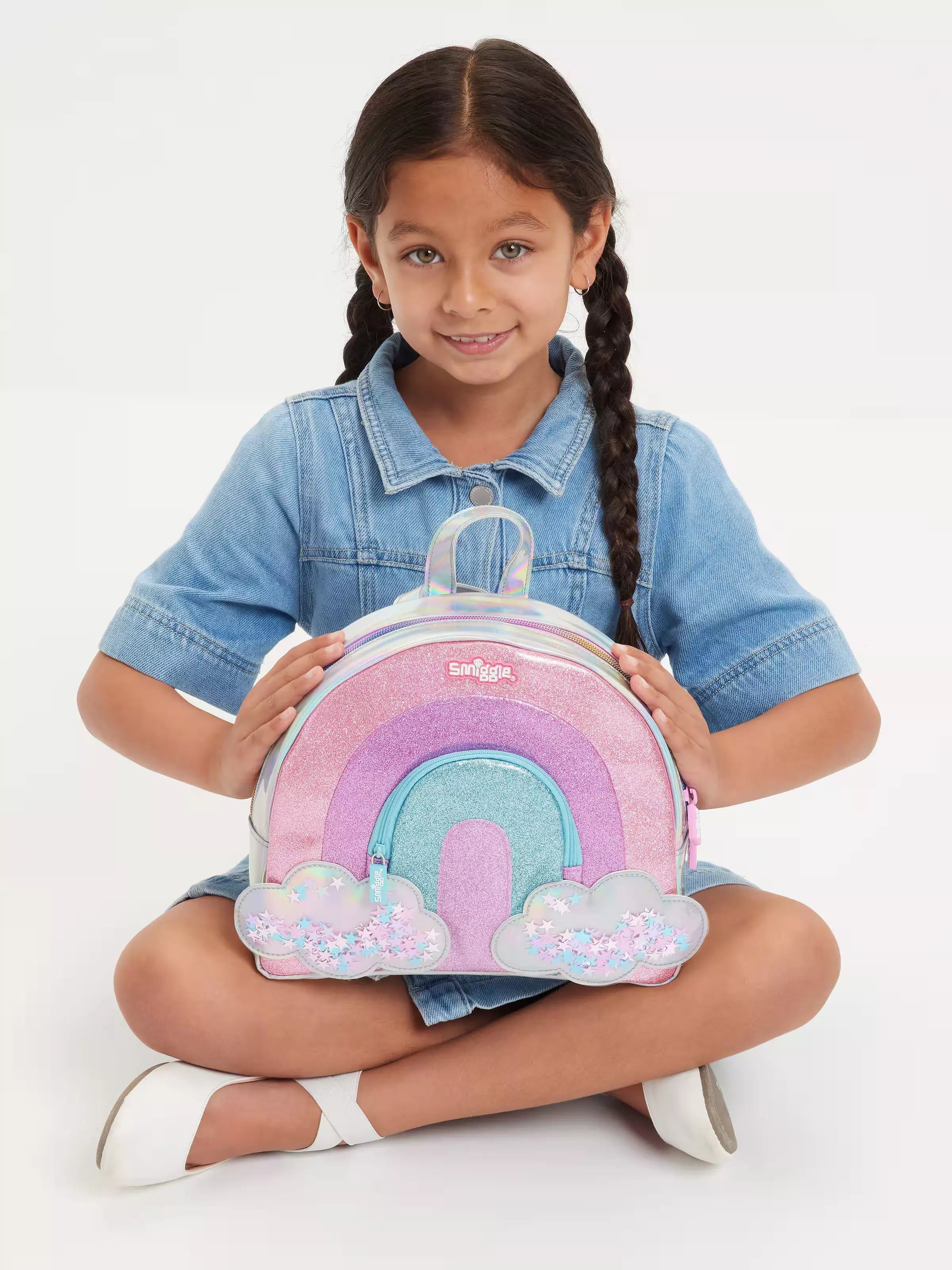 Smiggle - Mochila arcoíris de fin de semana