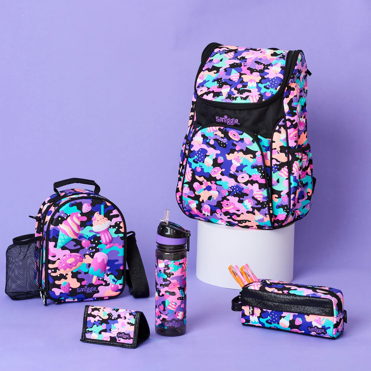Mochila Smiggle - Hide Access negra y morada