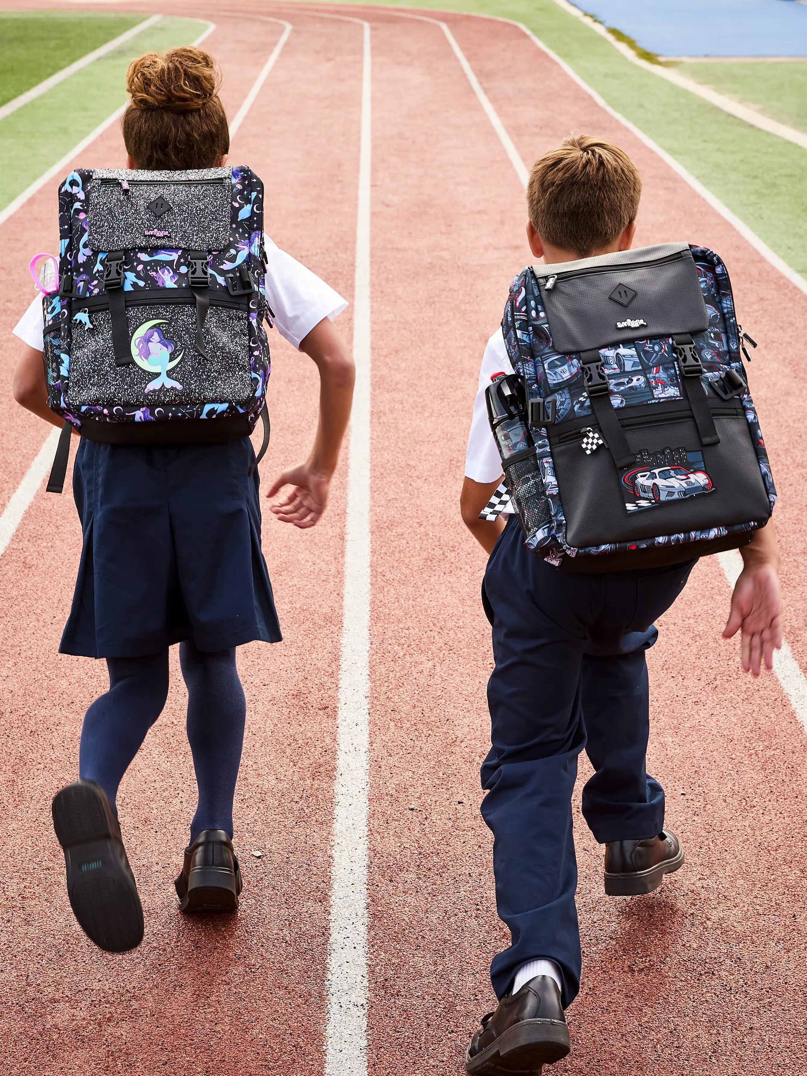 Smiggle - Mochila escolar mediana Limitless