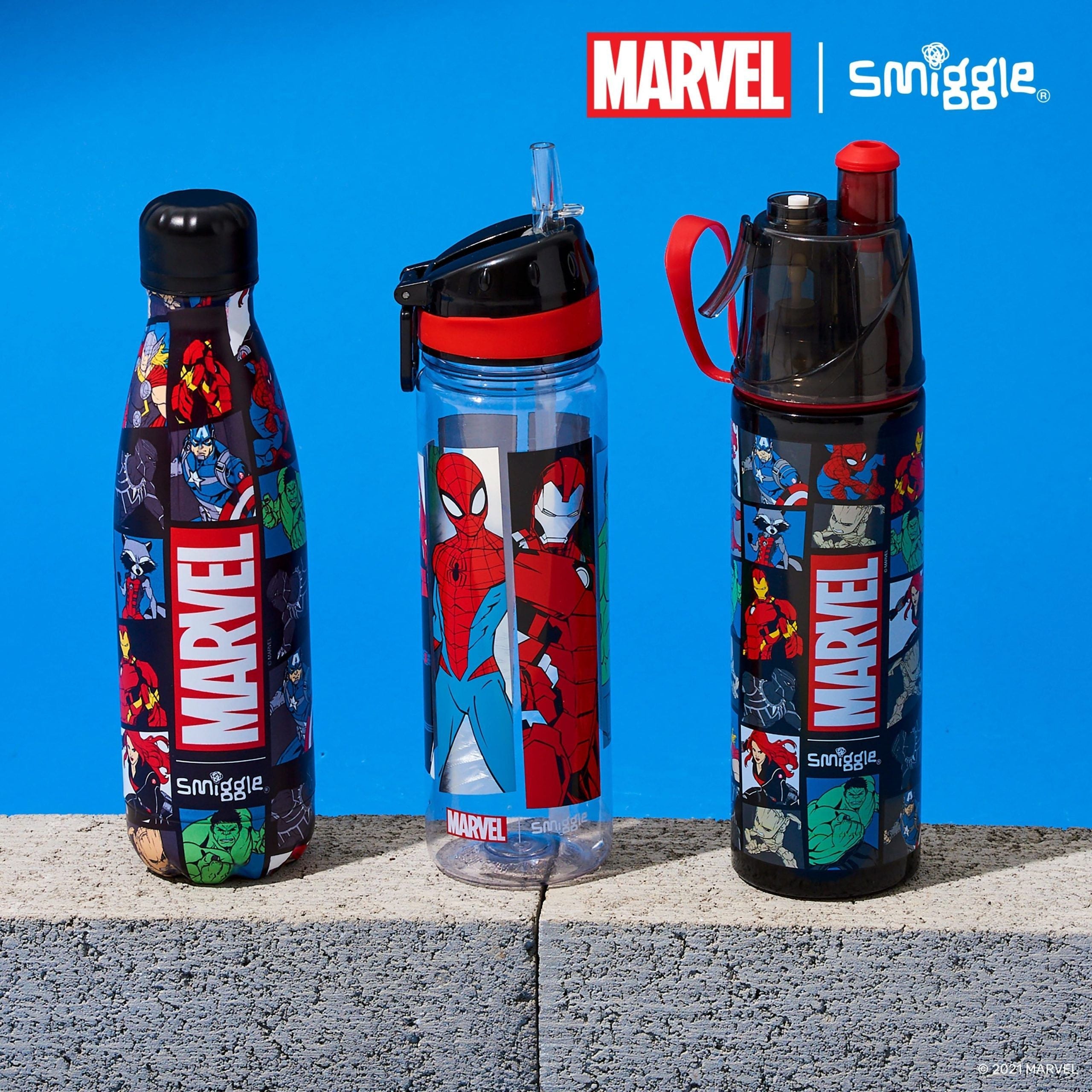Smiggle - Botella de acero inoxidable Marvel de 500 ml