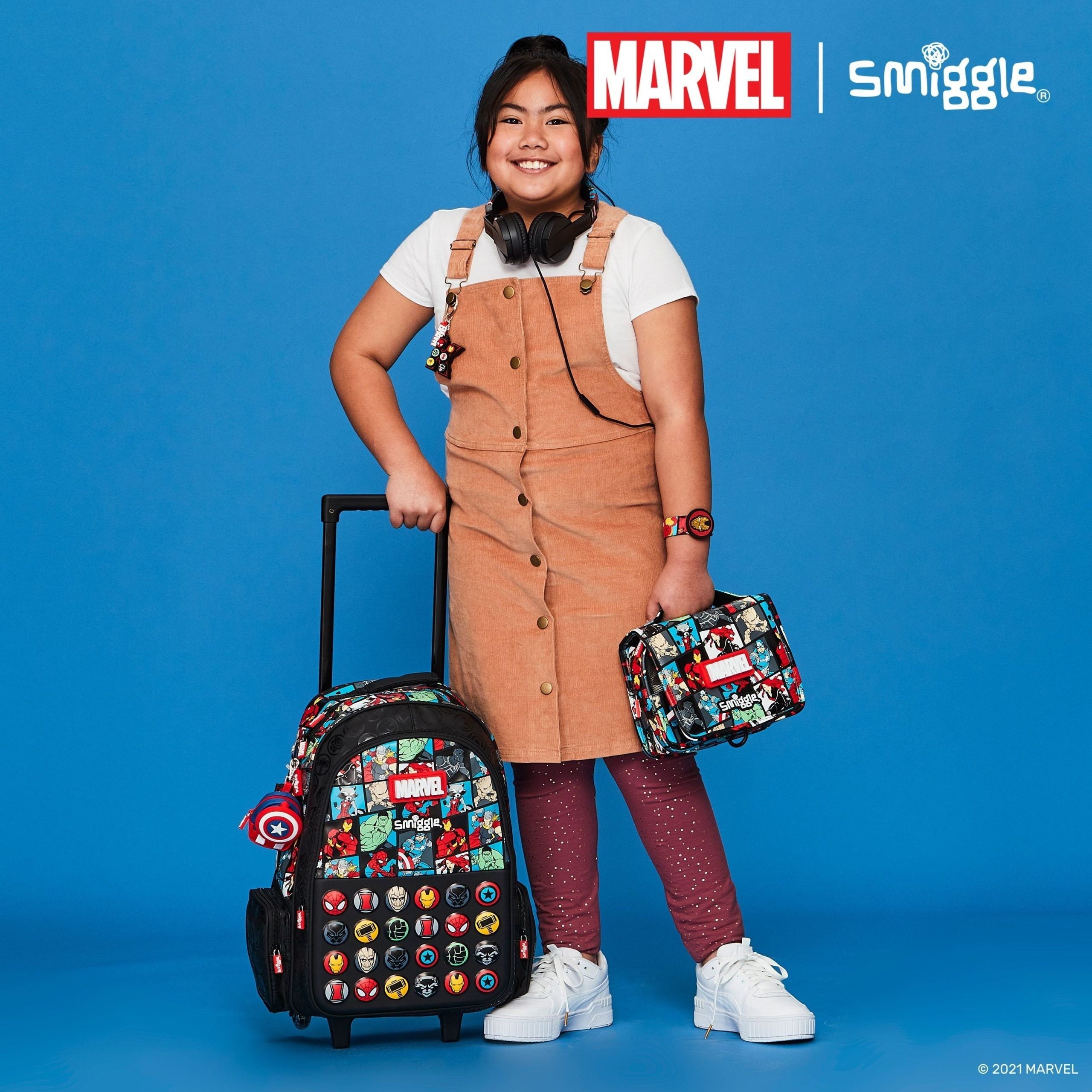 Smiggle - Mochila con Ruedas y Luces Marvel
