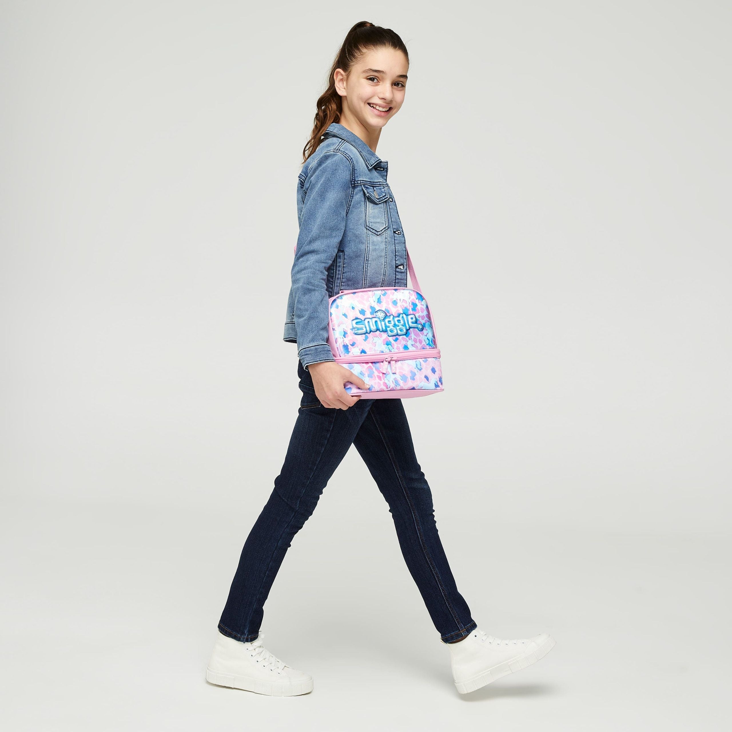 Smiggle - Mirage Hardtop Fiambrera